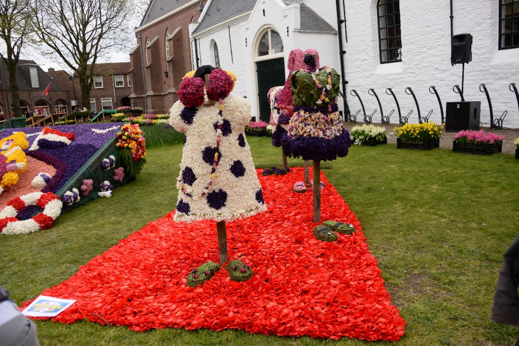 ../Images/Bloemencorso Noordwijkerhout 021.jpg